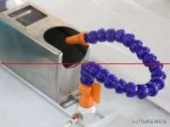 锐驰机器人：自动焊锡机焊接时的清洗方式