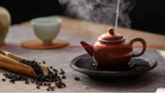 铁观音茶，叶子老的没有味道，嫩的又像白菜水，这是为什么？