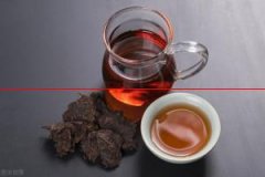 普洱茶冲泡熟普时，用紫砂壶和盖碗冲泡，不影响茶汤口感