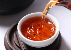 首泡茶不能喝？洗茶、润茶和醒茶有什么区别？老茶客告诉你
